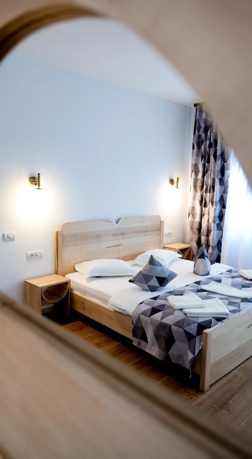 Bed and Breakfast Conacul Olarilor Байя-де-Фьер Экстерьер фото